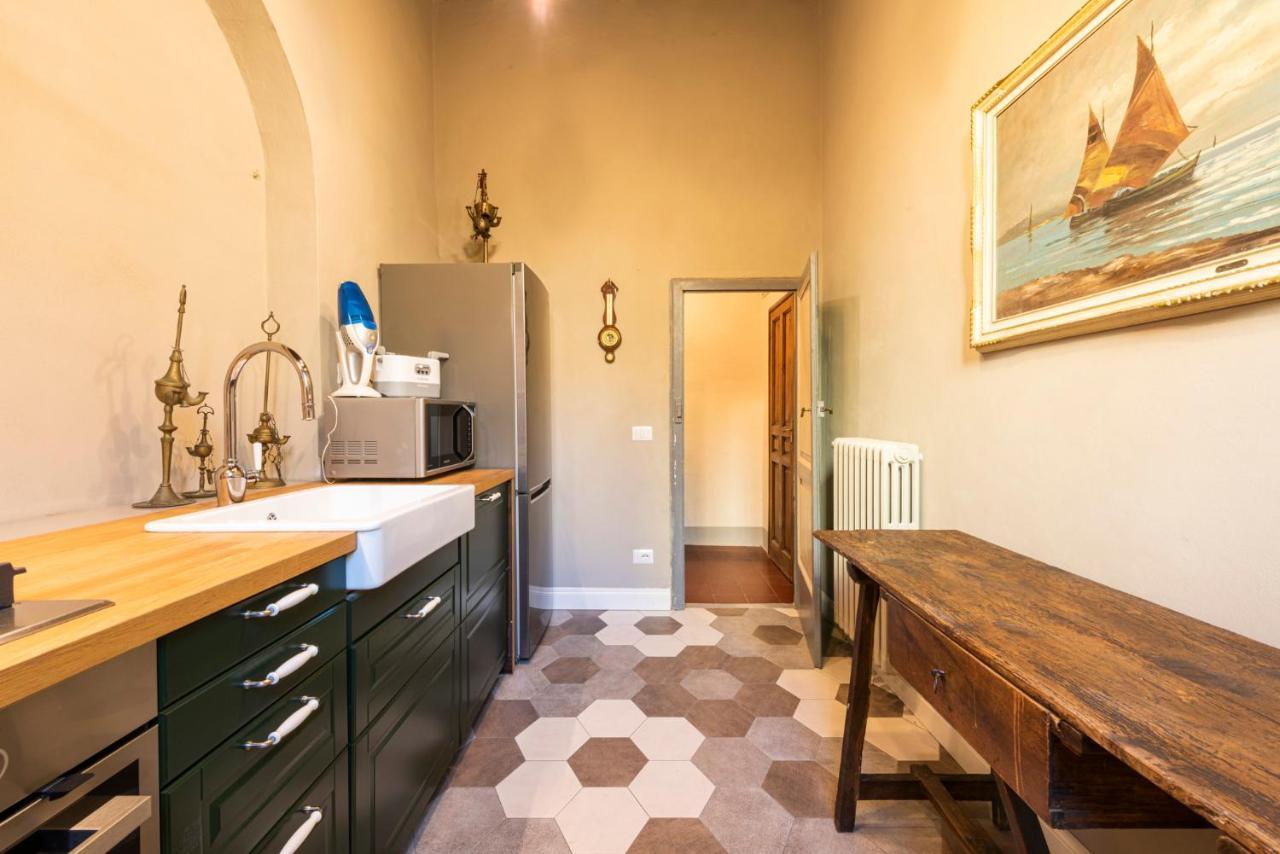 Firenze Rentals Deluxe Palmieri Exterior photo